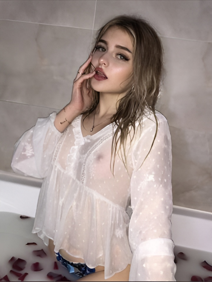 Ида привлекальеная девушка из Касимова цена от 2000 руб