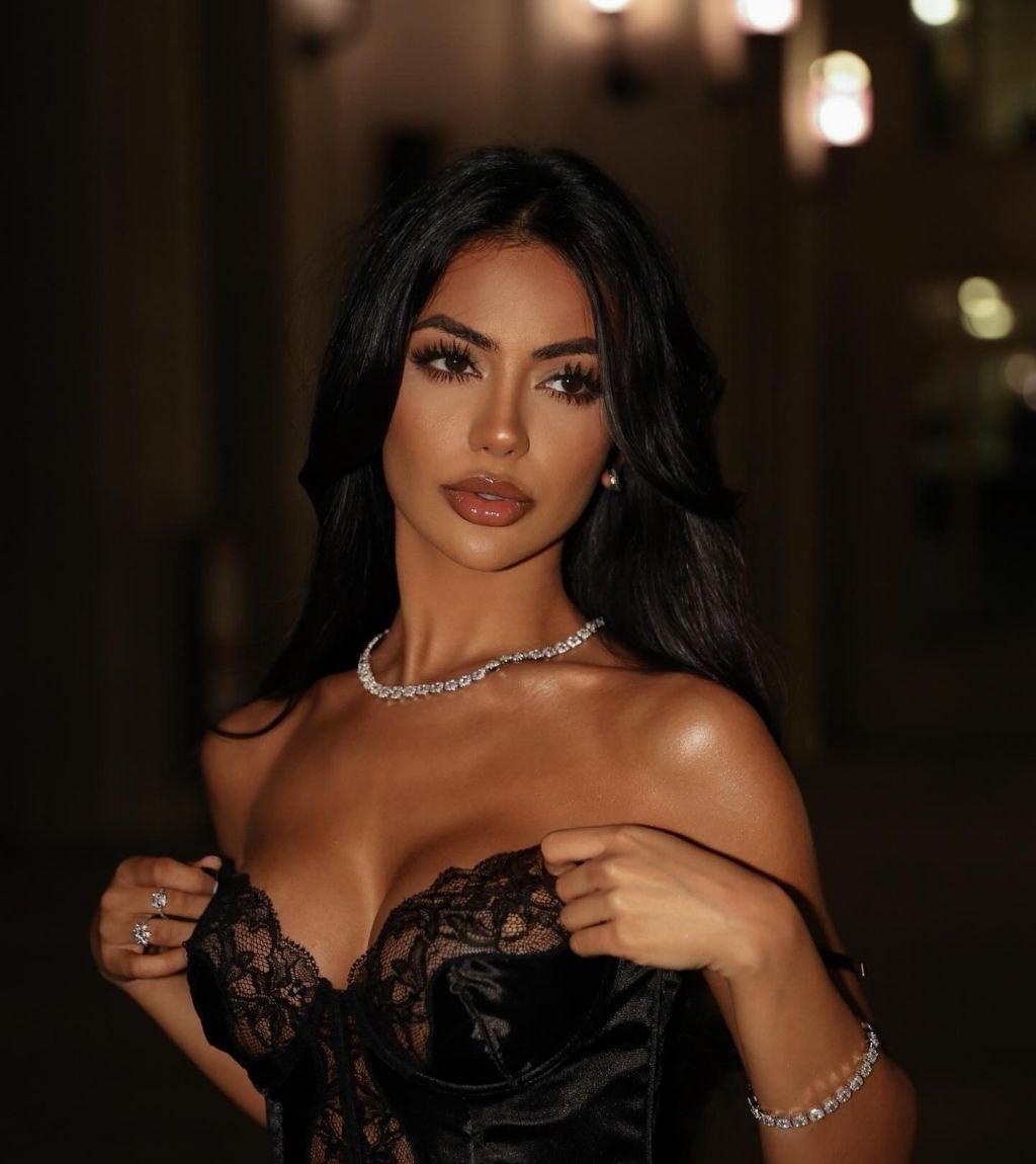 Милана привлекальеная девушка из Касимова цена от 4000 руб