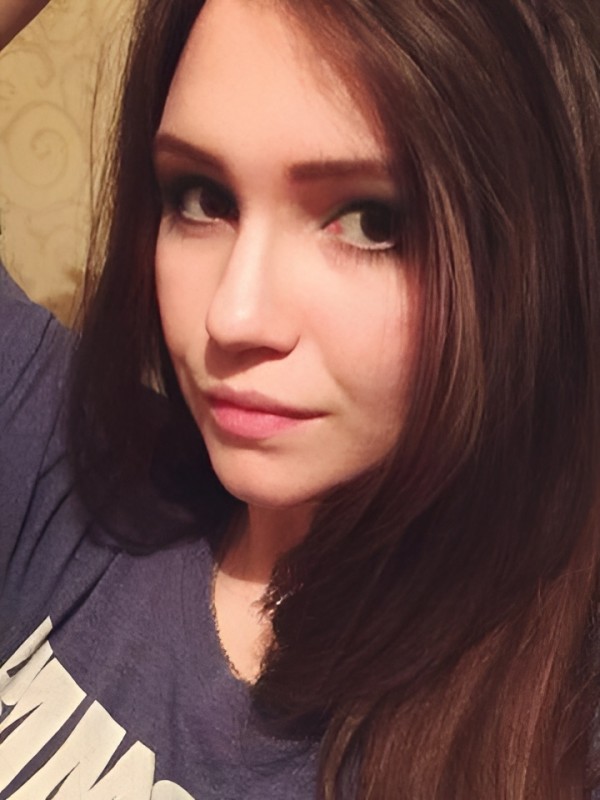 Арина привлекательная девушка из Касимова цена от 1500 руб